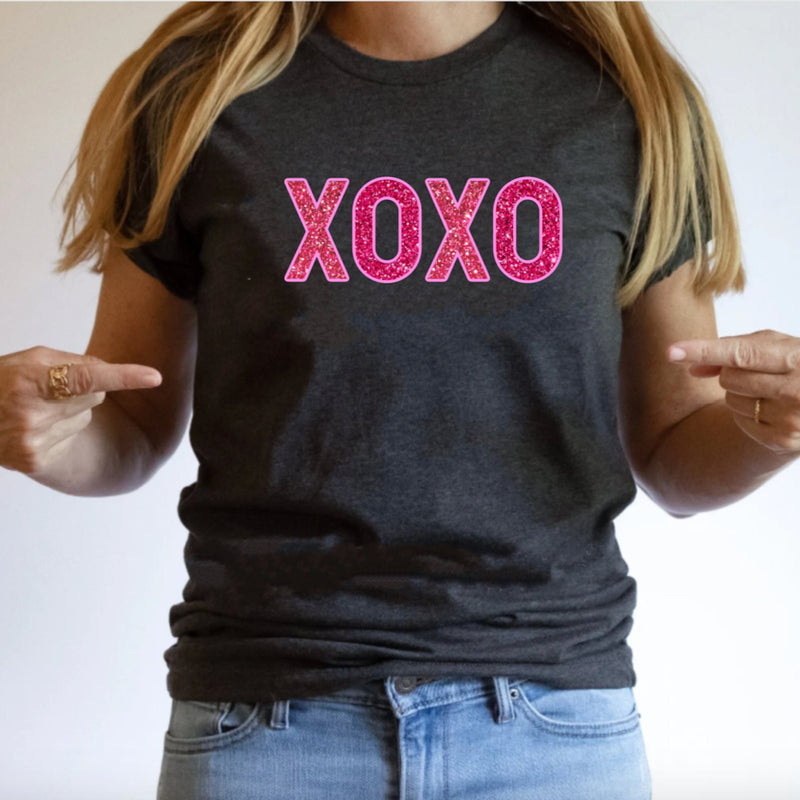 Womens Glitter XOXO Valentines Day T-Shirt for Women, Hugs and Kisses, Valentines Day Shirt, Valentines Gift for Her, XOXO Tee